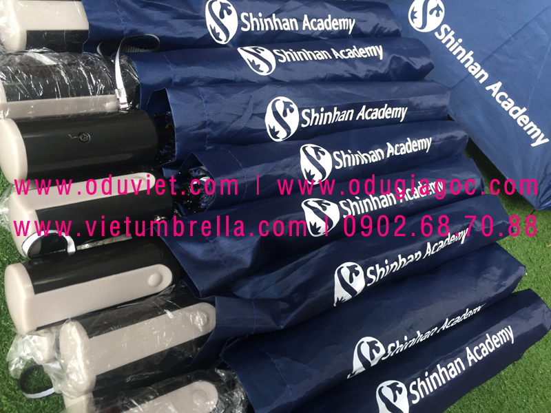 xưởng sản xuất ô dù cầm tay in logo quảng cáo